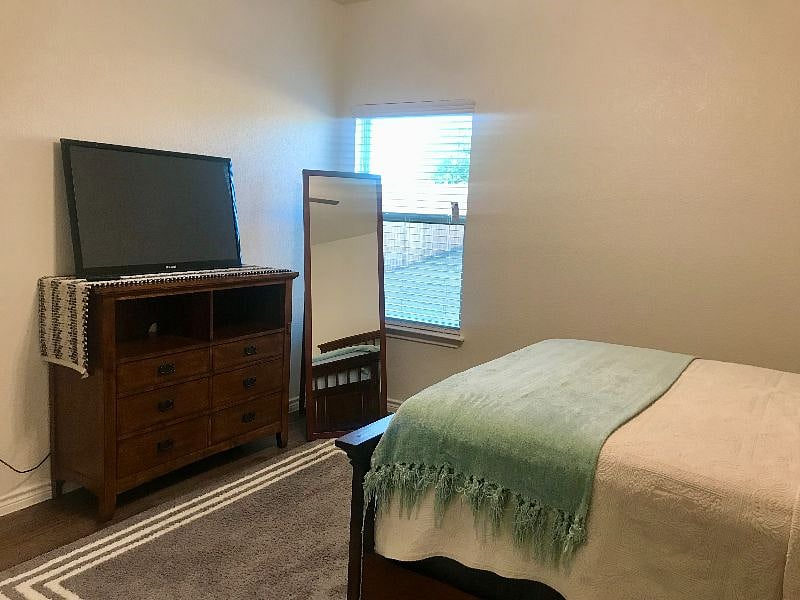 Furnished Finder property 509880_1 photo 12