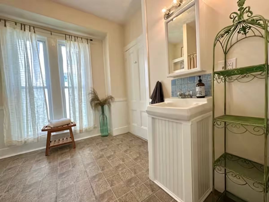 Furnished Finder property 509895_1 photo 17