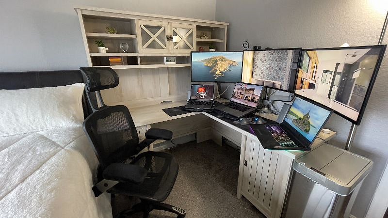 Guest Bedroom with TV, Desk, and Monitors included