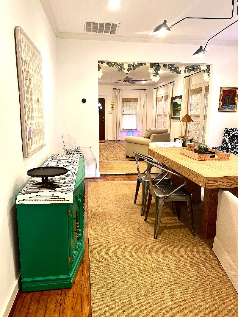 Another view of the dining room from the kitchen.