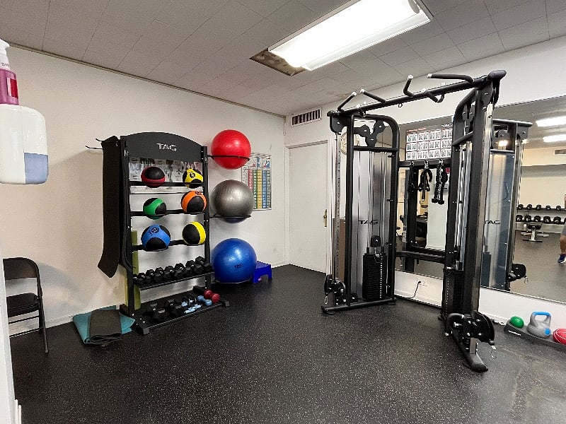 in building gym, 24 hours (free)