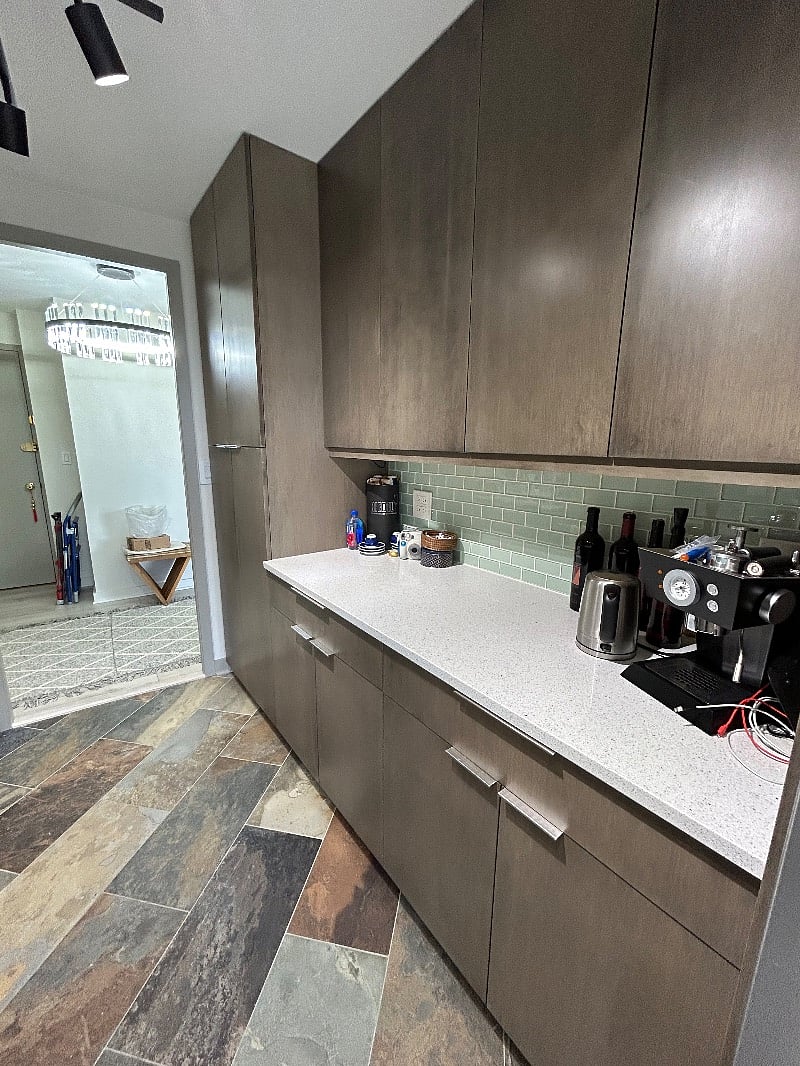Shared Kitchen w/all cooking equipment and dishware