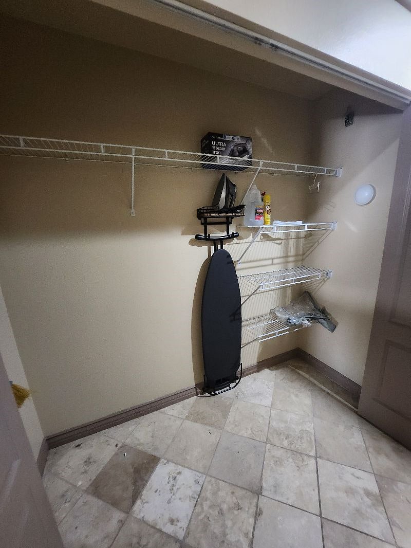 Furnished Finder property 510213_1 photo 14