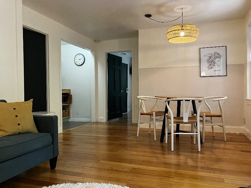 Dining room.