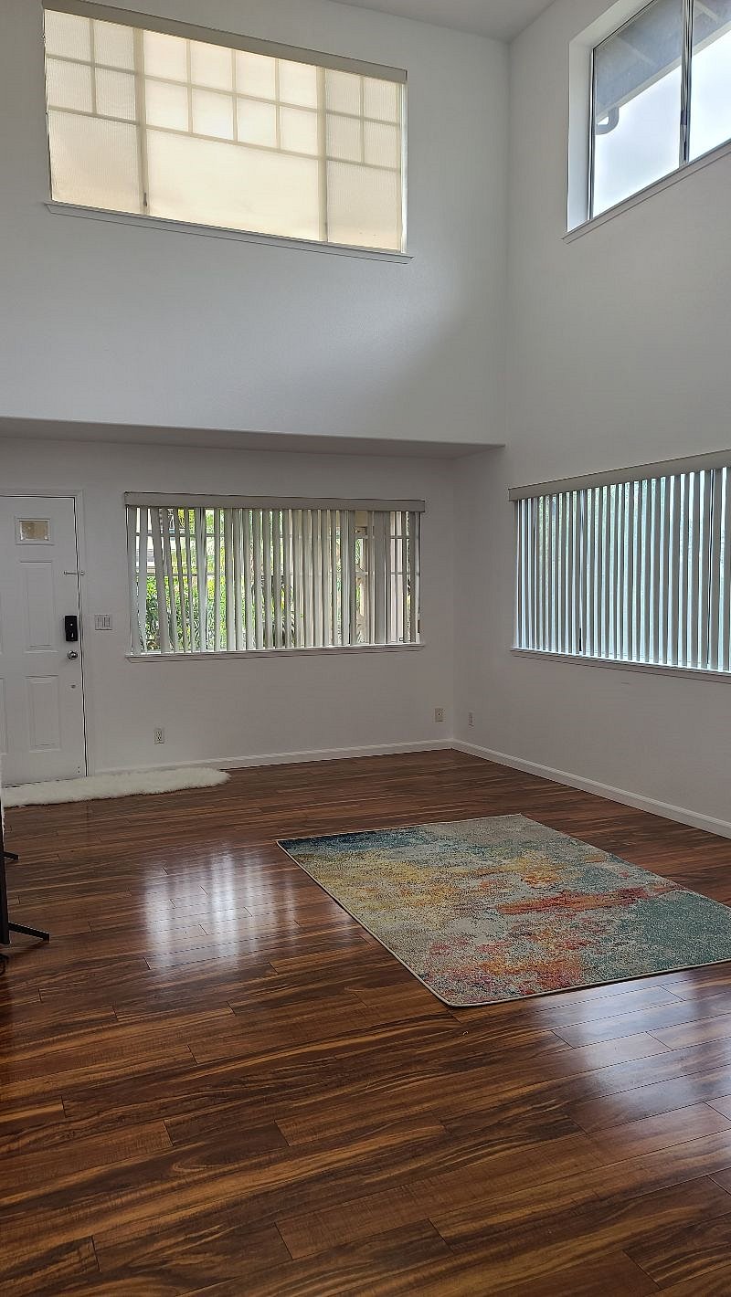 Furnished Finder property 510473_1 photo 3