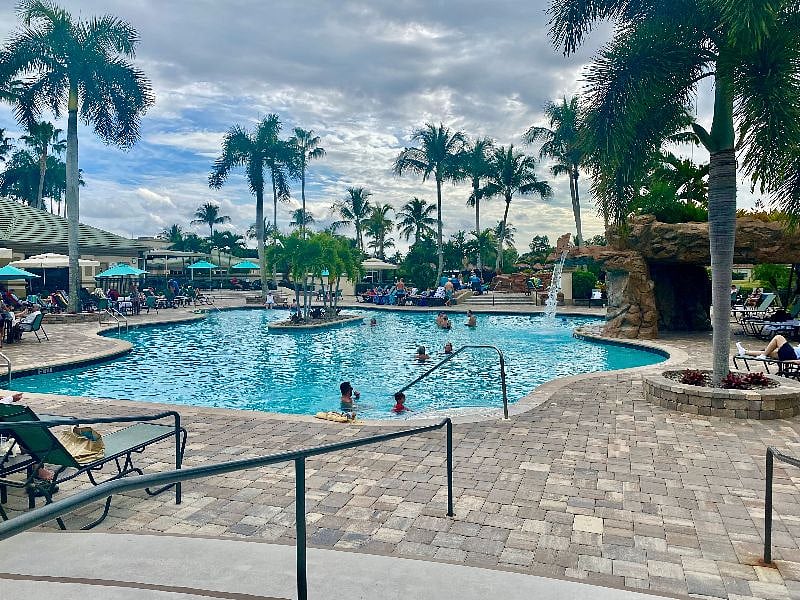 Lagoon style pool