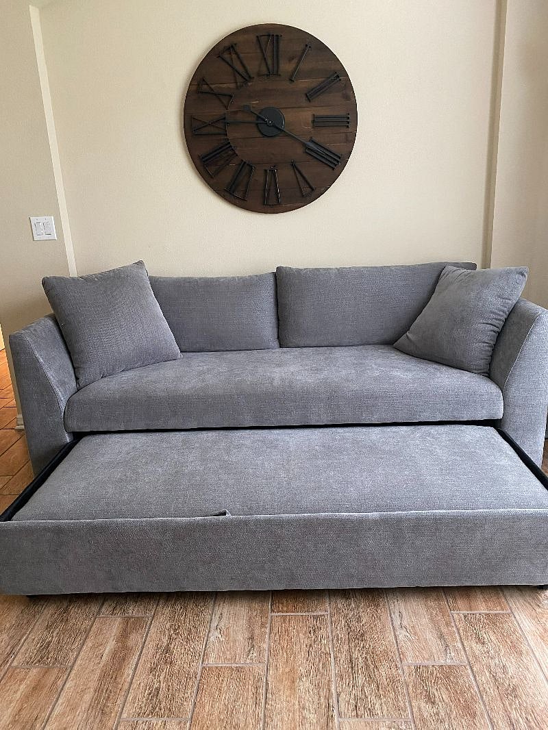 Pull-out sofa