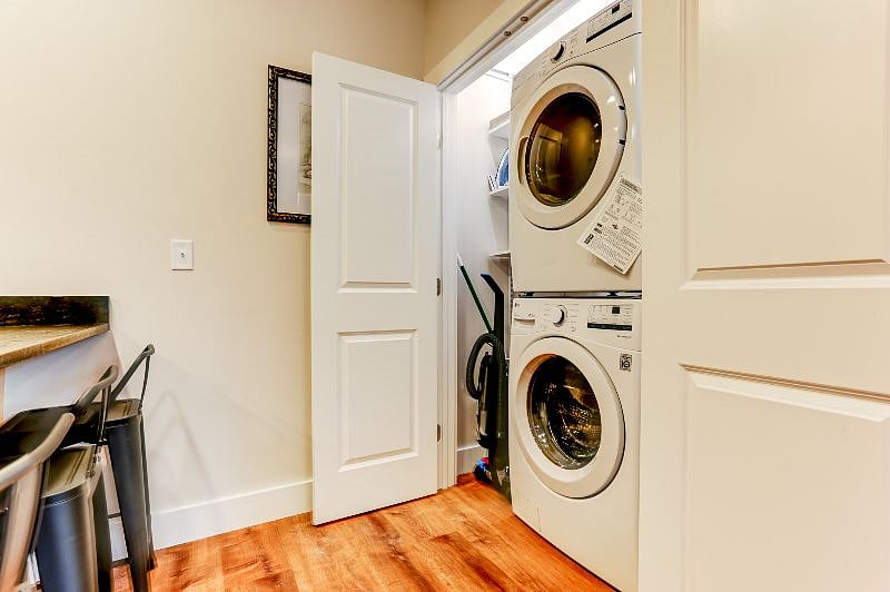 Furnished Finder property 510885_1 photo 18