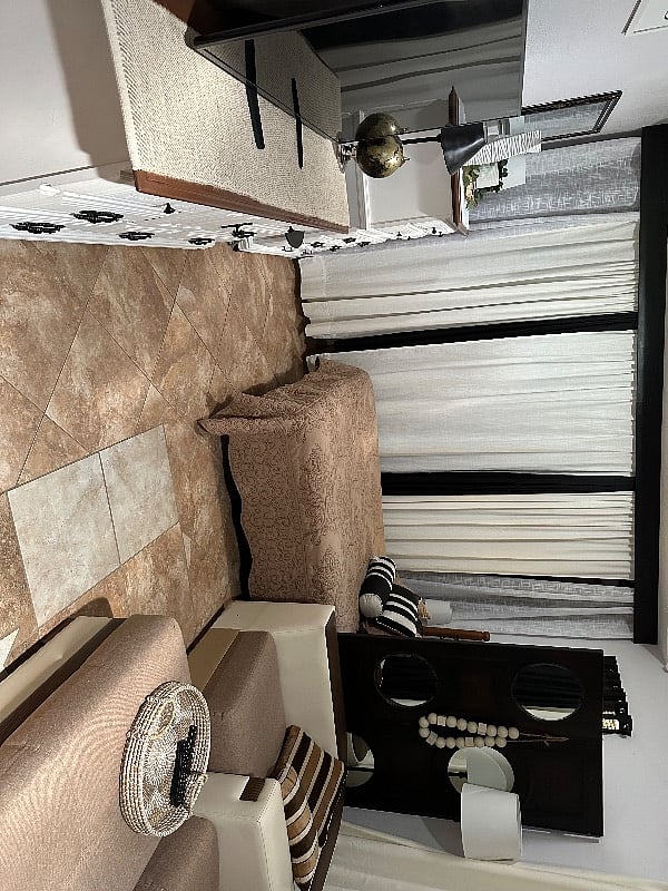 Furnished Finder property 510892_1 photo 17
