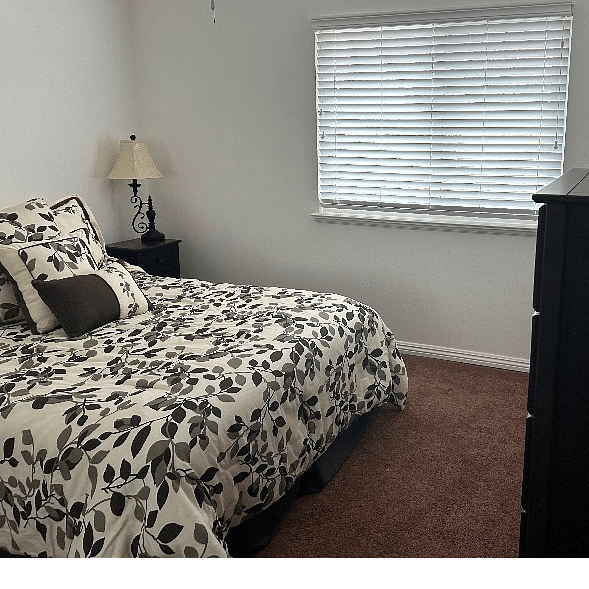 Upstairs 2nd bedroom