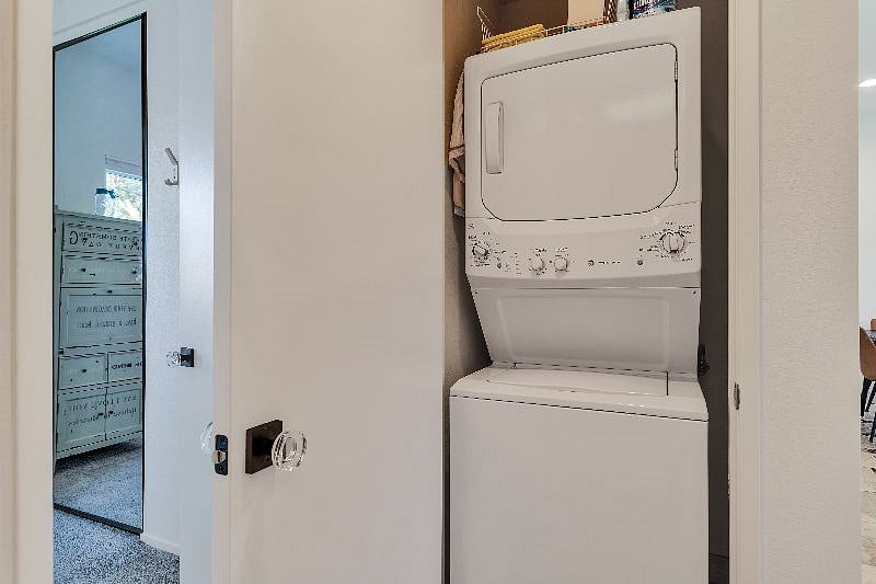 Furnished Finder property 510995_1 photo 17