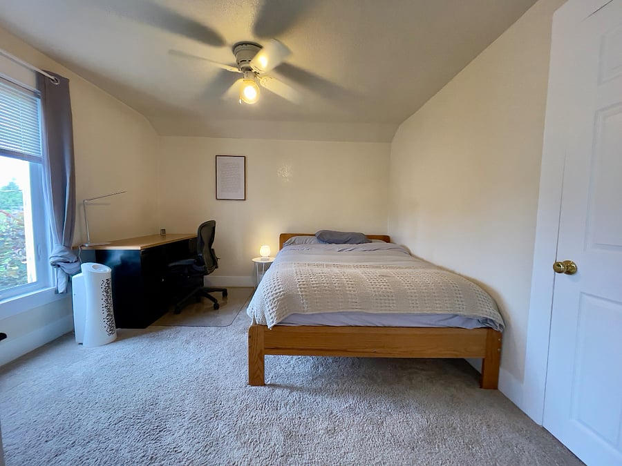 First bedroom: Bed