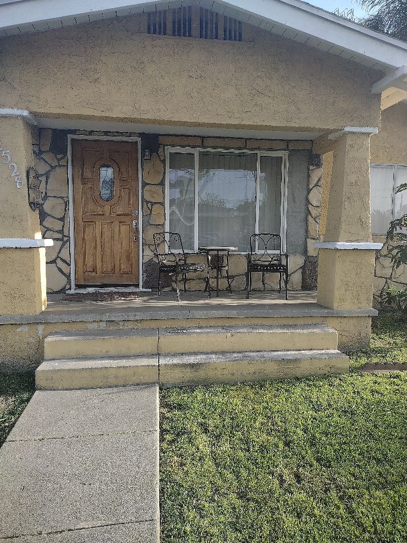 Main entrance, and porche table