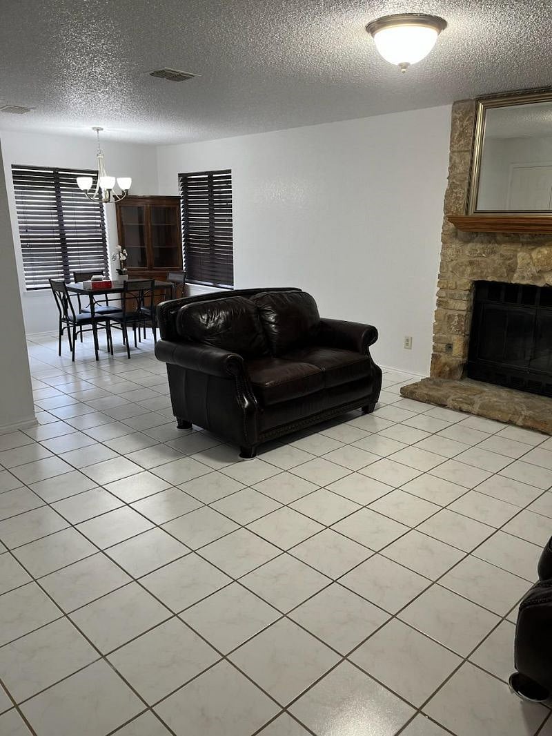 Furnished Finder property 511187_1 photo 11