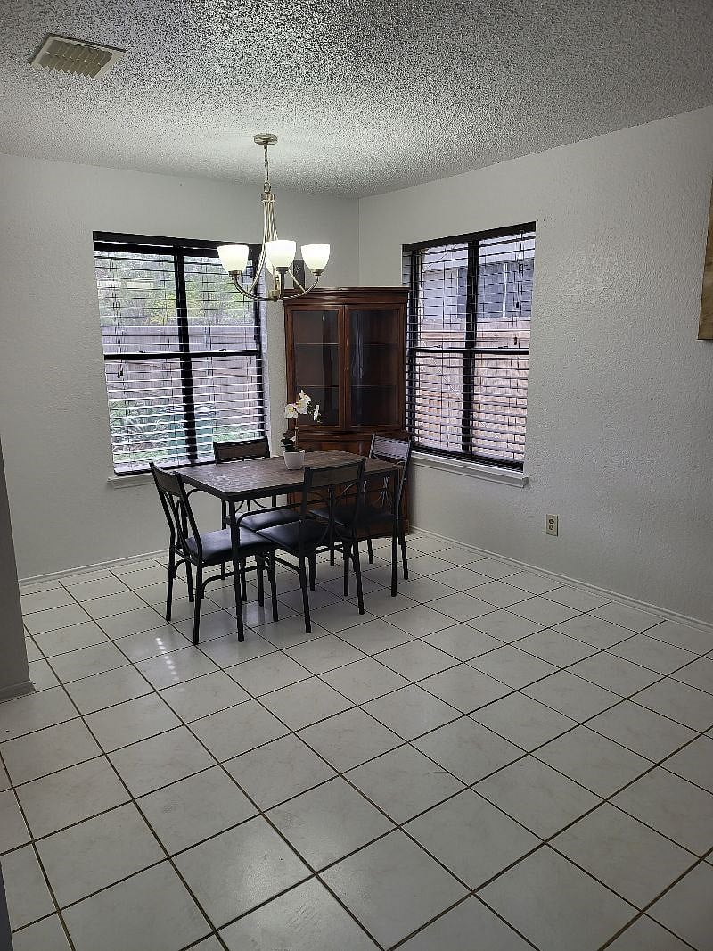 Furnished Finder property 511187_1 photo 22