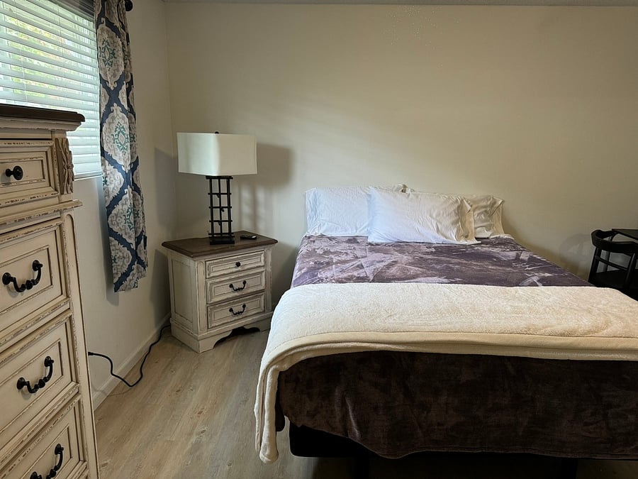 Furnished Finder property 511189_3 photo 15