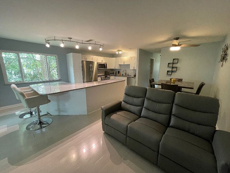 Furnished Finder property 511210_1 photo 4
