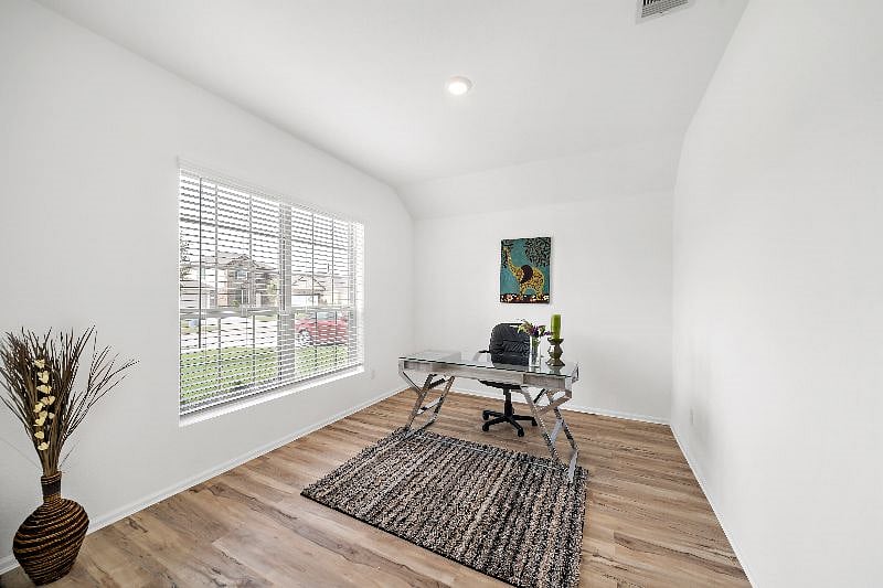 Furnished Finder property 511272_1 photo 18
