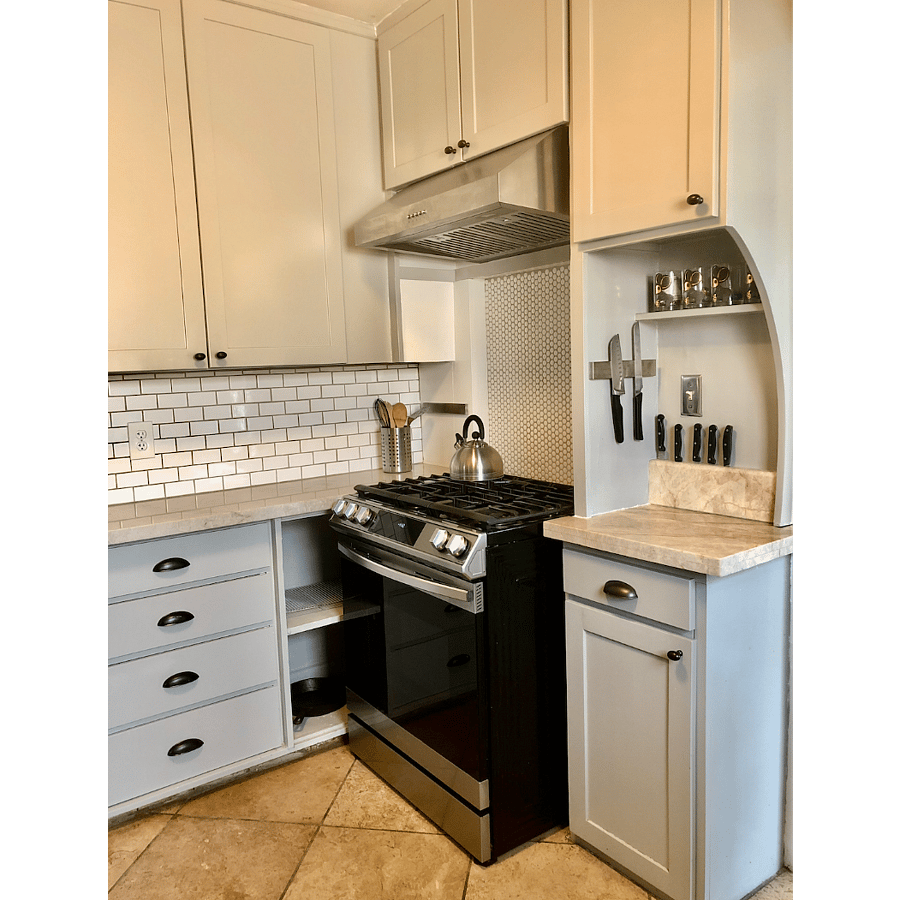 Fully-stocked kitchen on your arrival