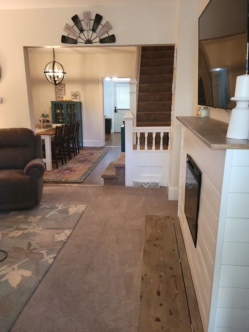 Living room/Dining Room/Kitchen