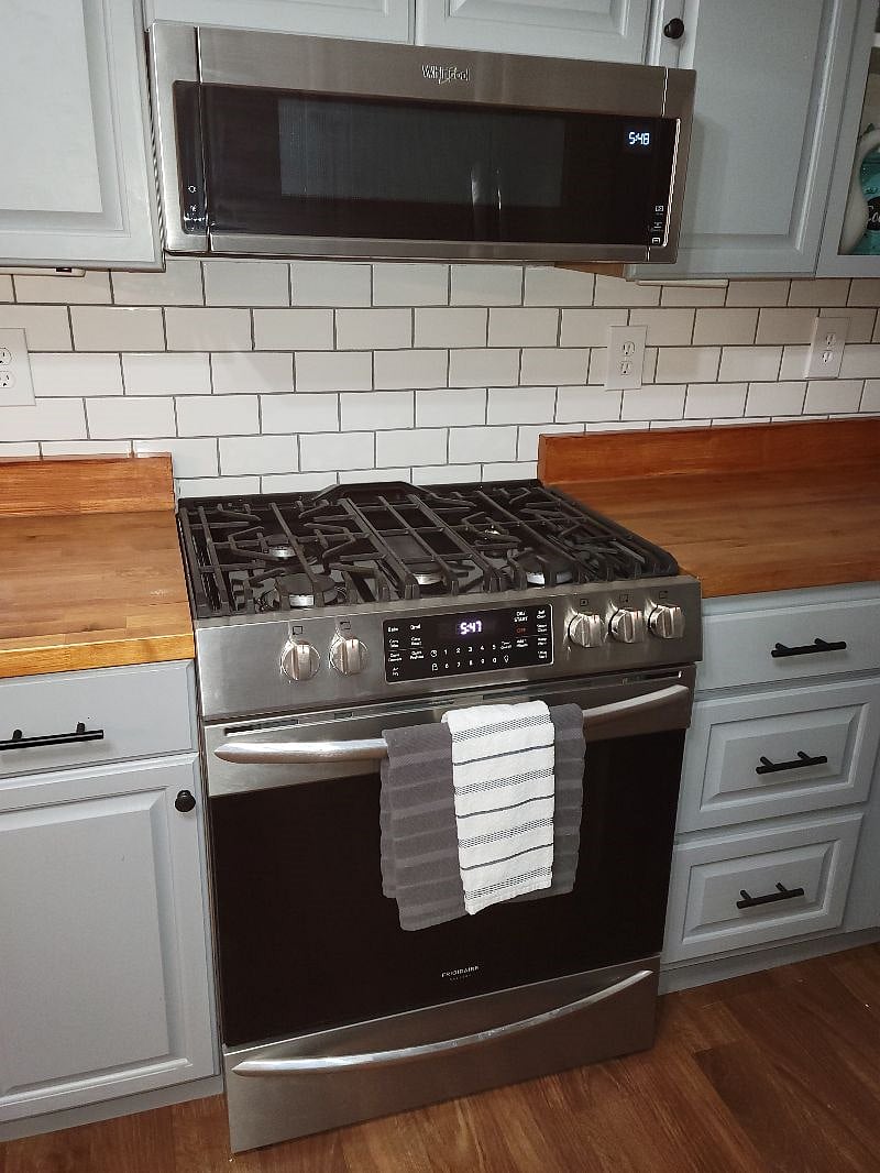 Gas range