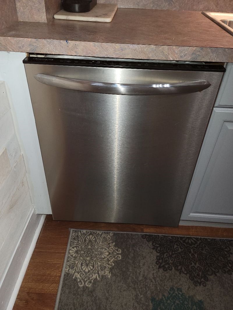 Dishwasher 