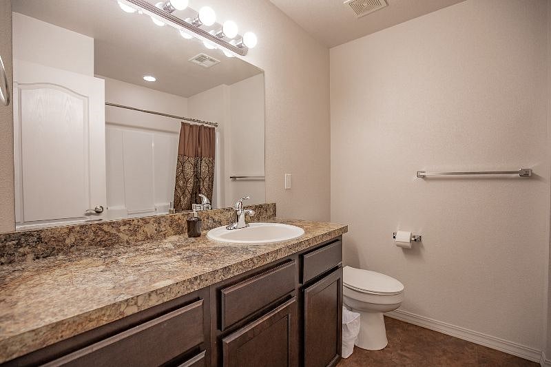 Furnished Finder property 511556_1 photo 8