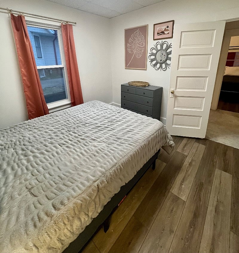 Bedroom #1 w/ Queen Bed & Walk In Closet
