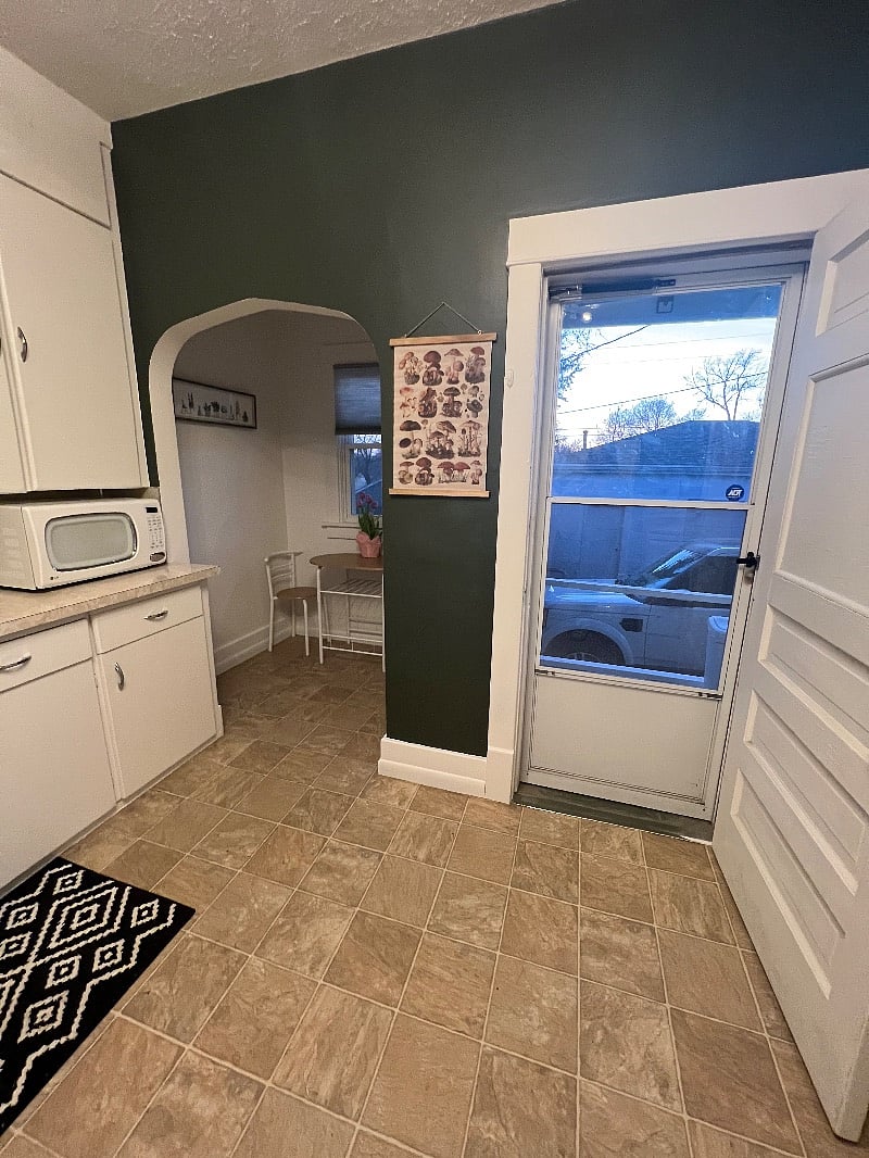 Full Kitchen with Back Entrance