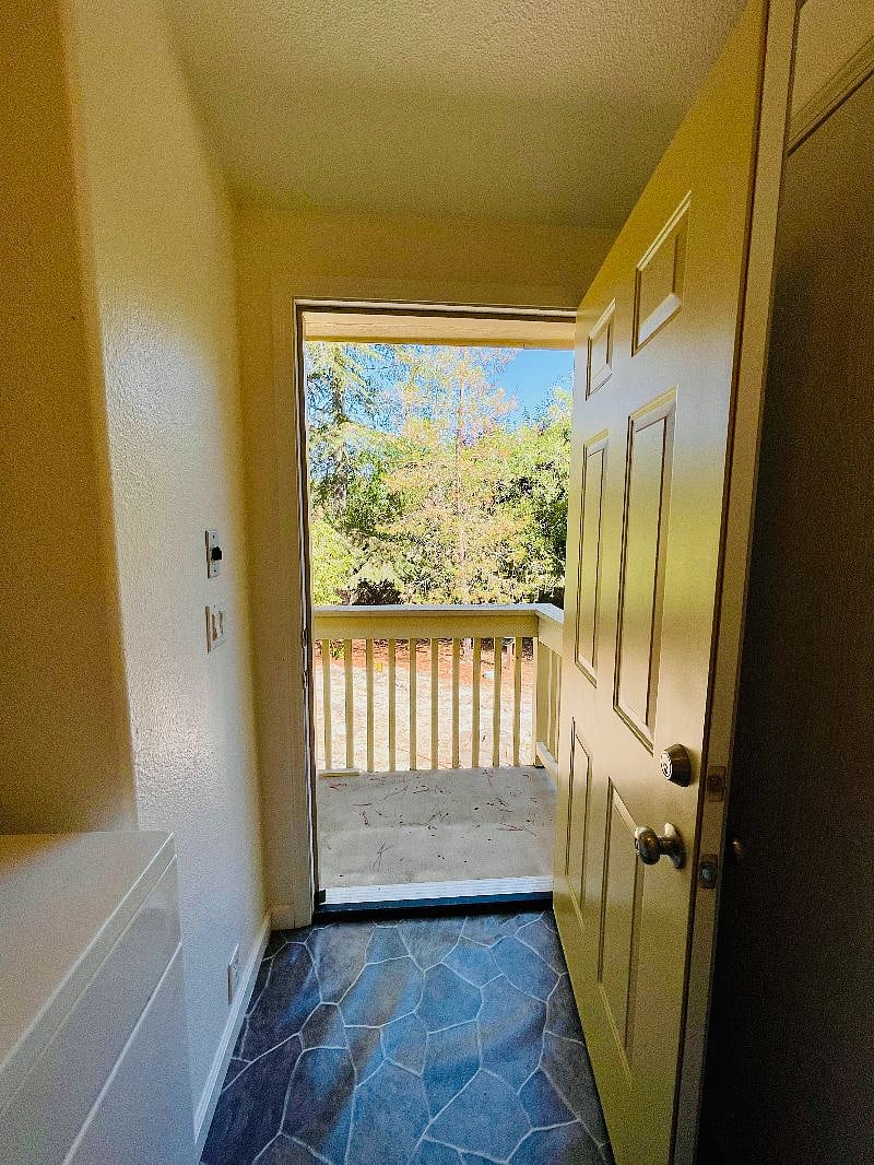 Furnished Finder property 511744_1 photo 18