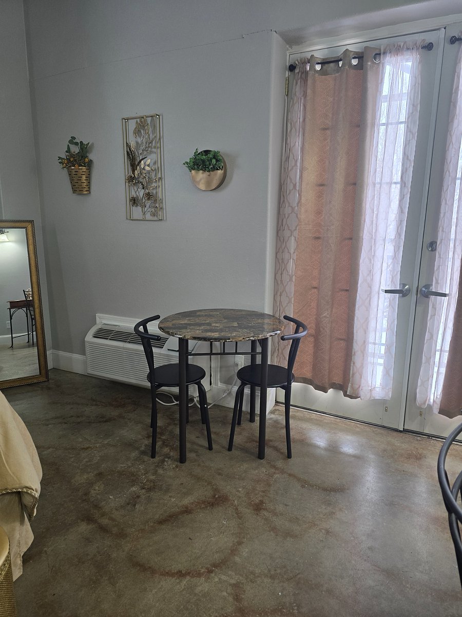 Furnished Finder property 511823_3 photo 4