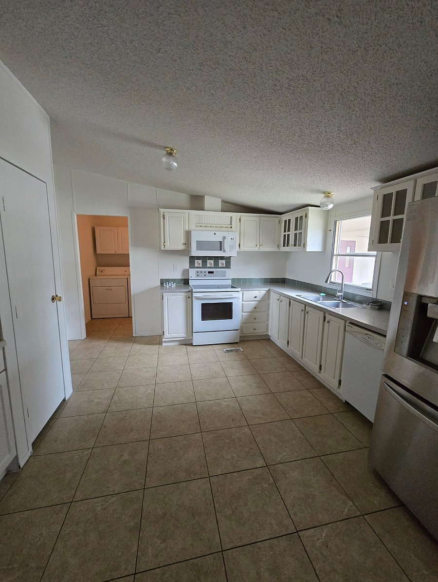 Furnished Finder property 511823_9 photo 9
