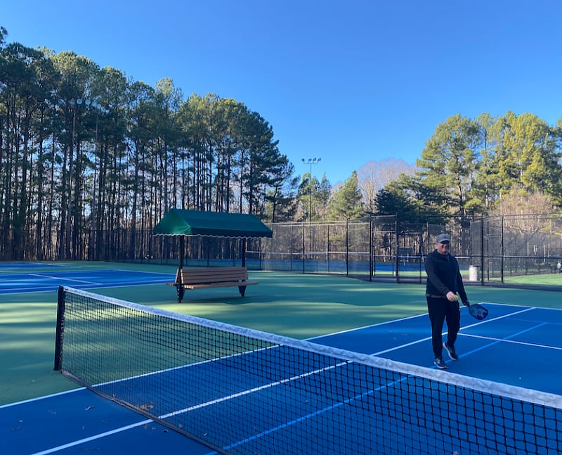 Lots of tennis and pickleball, 5 min away