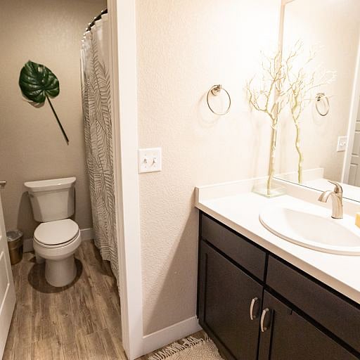 Furnished Finder property 512054_1 photo 4