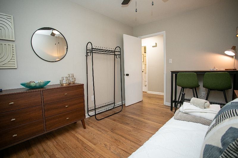 Furnished Finder property 512138_1 photo 18