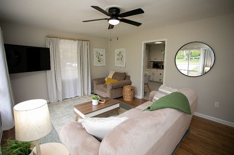 Furnished Finder property 512138_1 photo 32