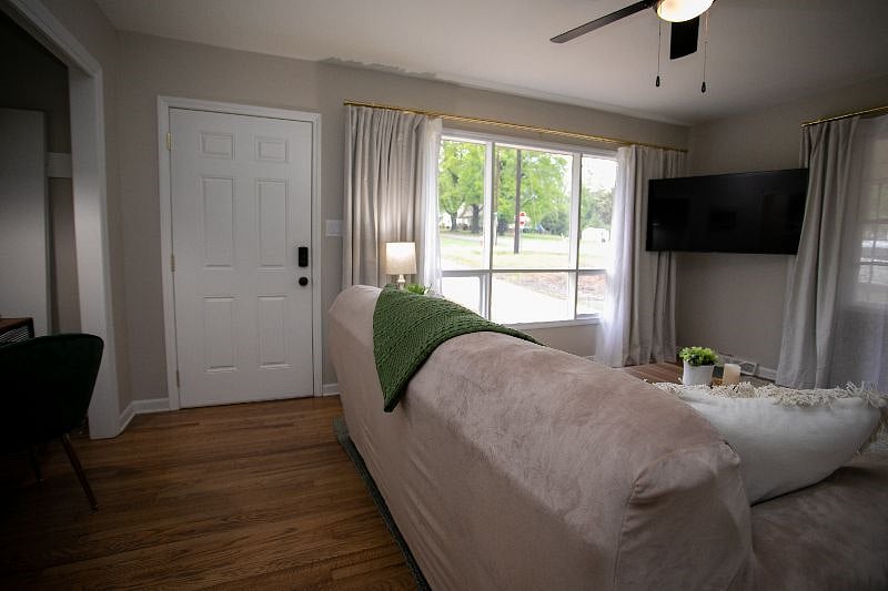Furnished Finder property 512138_1 photo 36