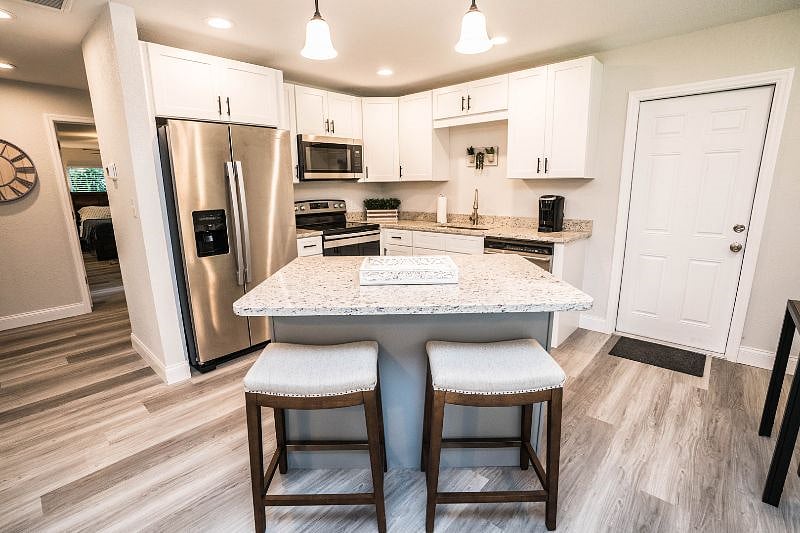 Furnished Finder property 512170_1 photo 11