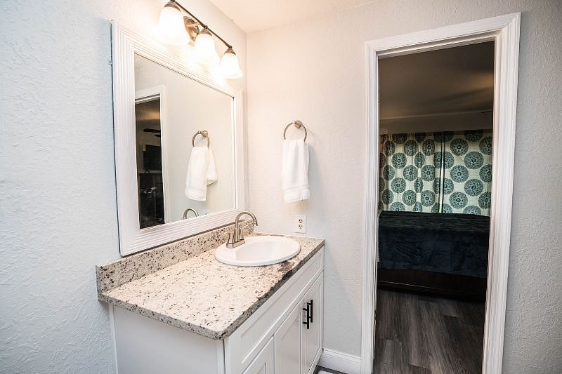 Furnished Finder property 512170_1 photo 24