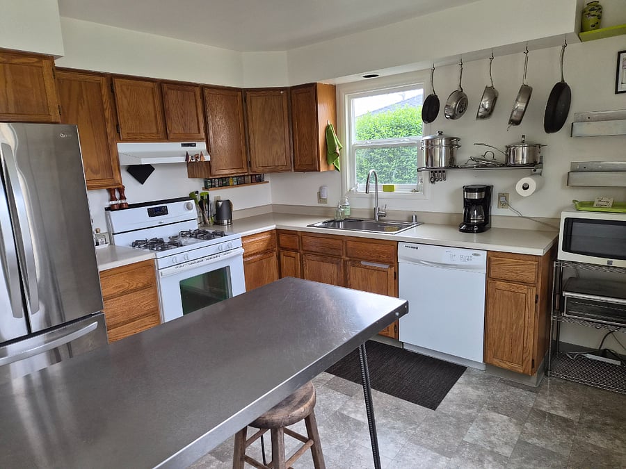 Furnished Finder property 512180_1 photo 3