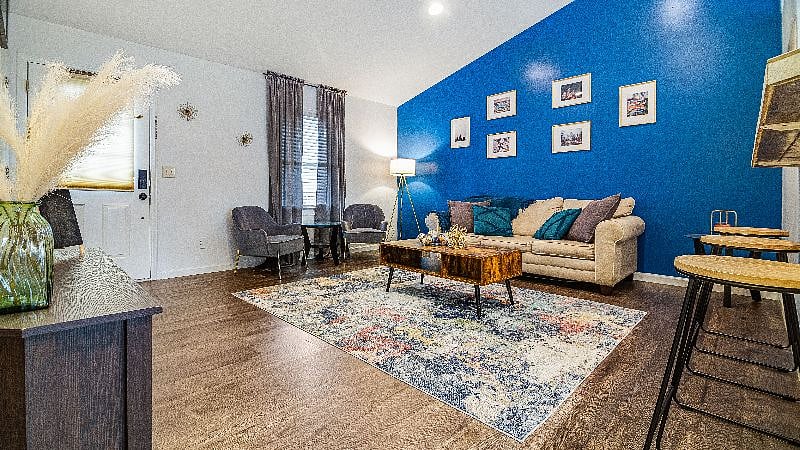 Furnished Finder property 512191_1 photo 3