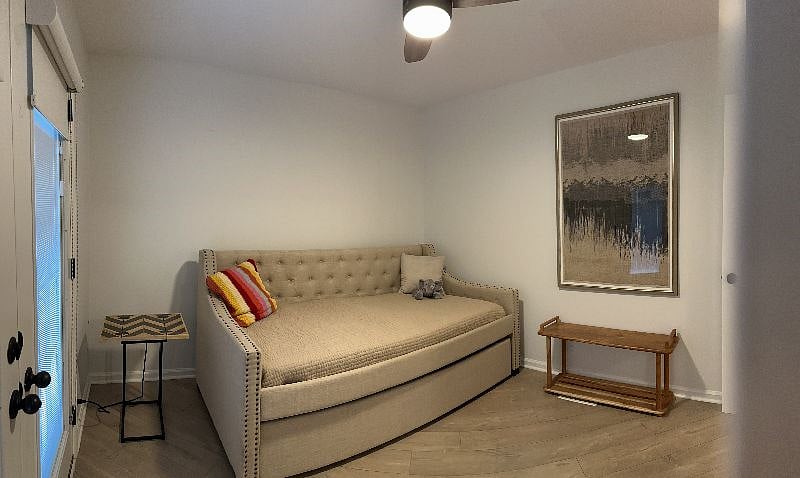 Bedroom 4 w/trundle bed