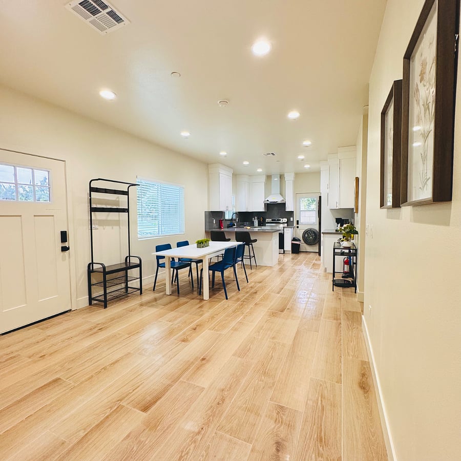 Furnished Finder property 512241_1 photo 3