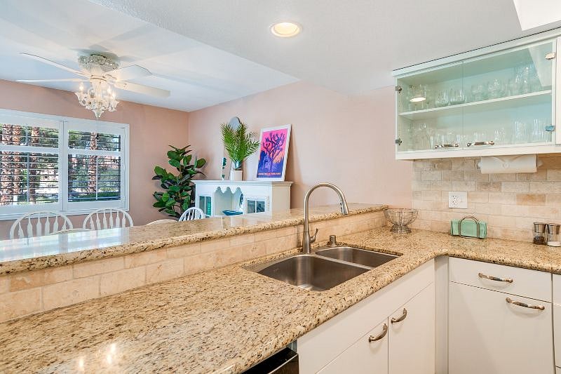 Furnished Finder property 512274_1 photo 9