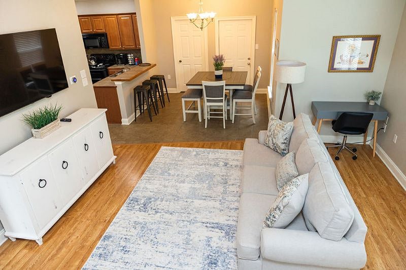 Furnished Finder property 512309_1 photo 3