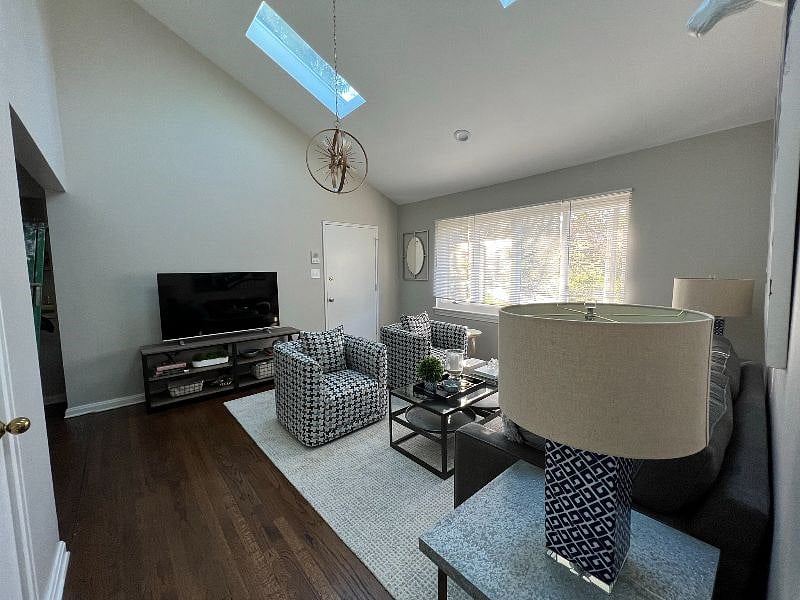 Furnished Finder property 512341_1 photo 3