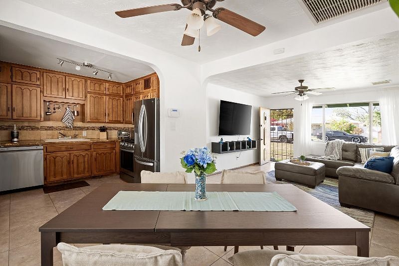 Furnished Finder property 512380_1 photo 6