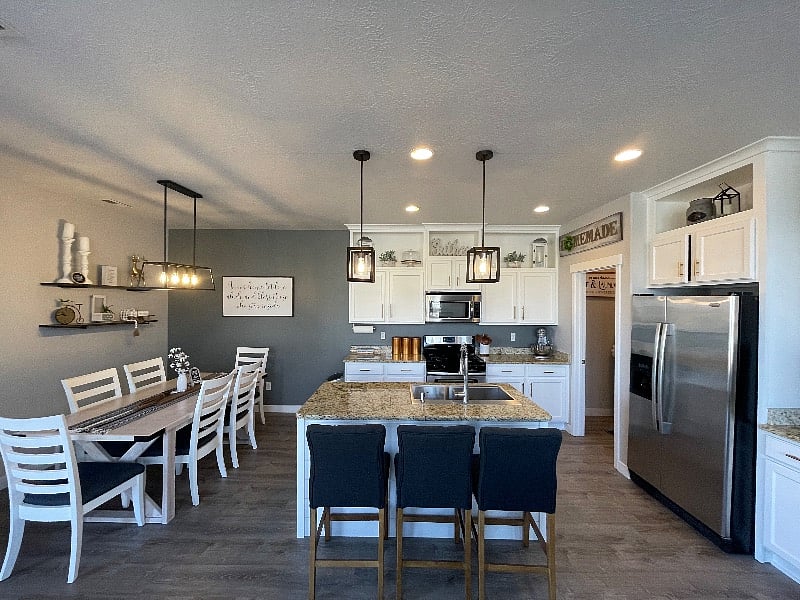 Kitchen and dining area