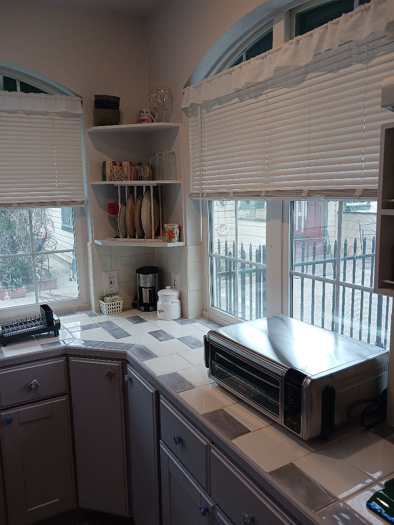 Furnished Finder property 512406_1 photo 3