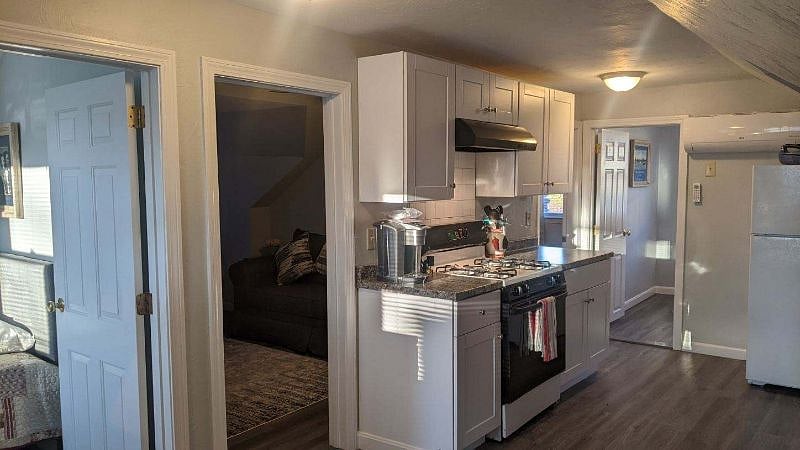 Furnished Finder property 512413_1 photo 3